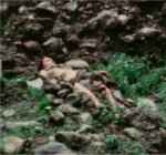 Ana Mendieta, “Burial Pyramid”, film Super 8, 1974