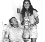 1977 Roy y Dorothy en su cocina de Southamptontenstein