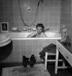 David E. Scherman, Lee Miller en la bañera de Hitler, Munich, 1945